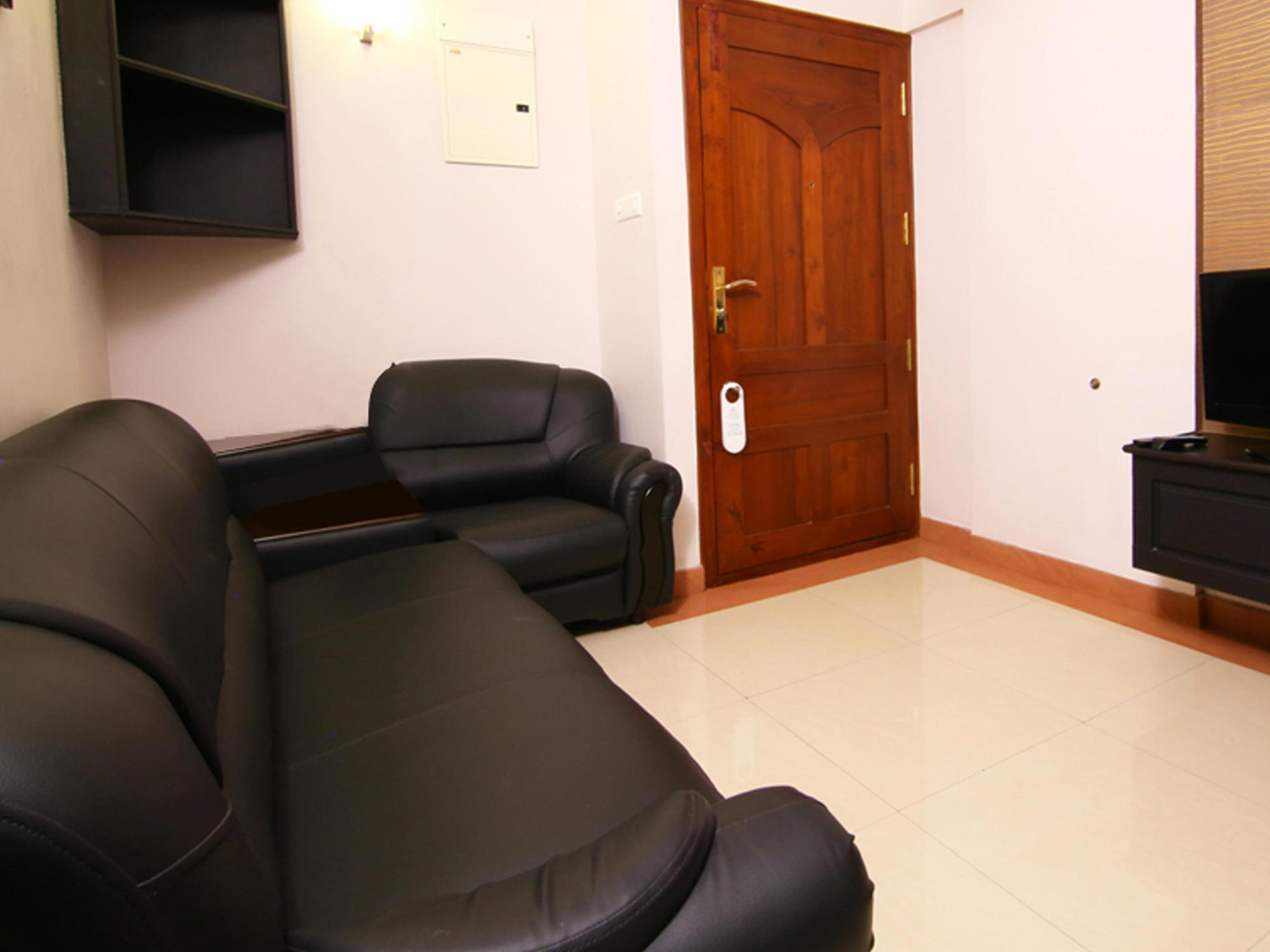 Atlas Airport Hotel Apartment Nedumbassery Exteriör bild