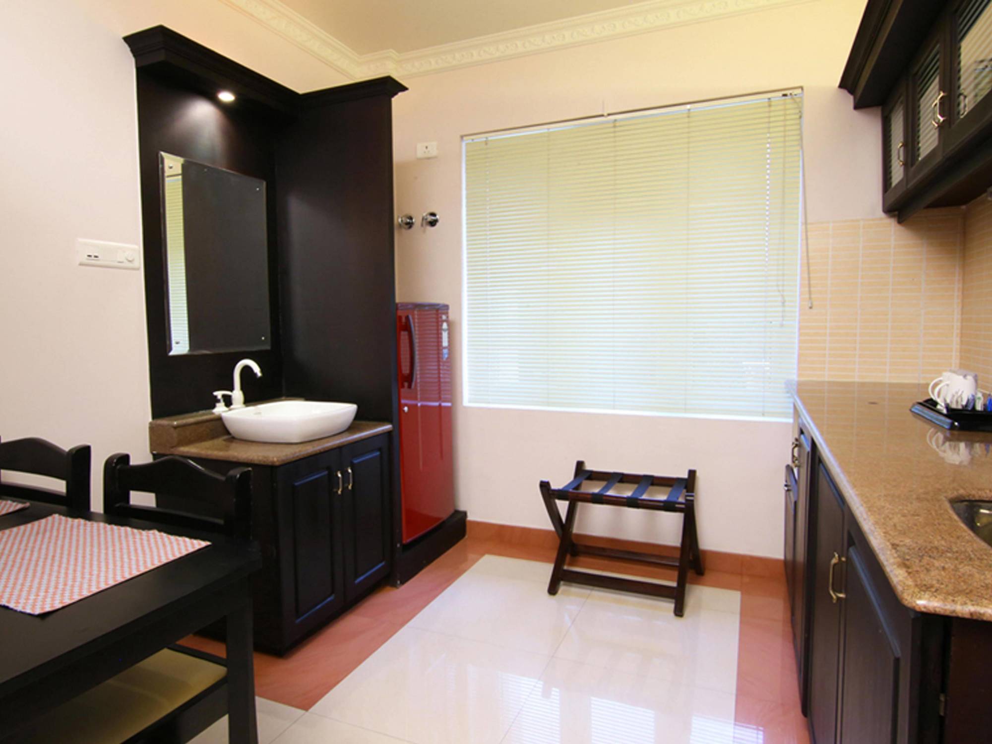 Atlas Airport Hotel Apartment Nedumbassery Exteriör bild