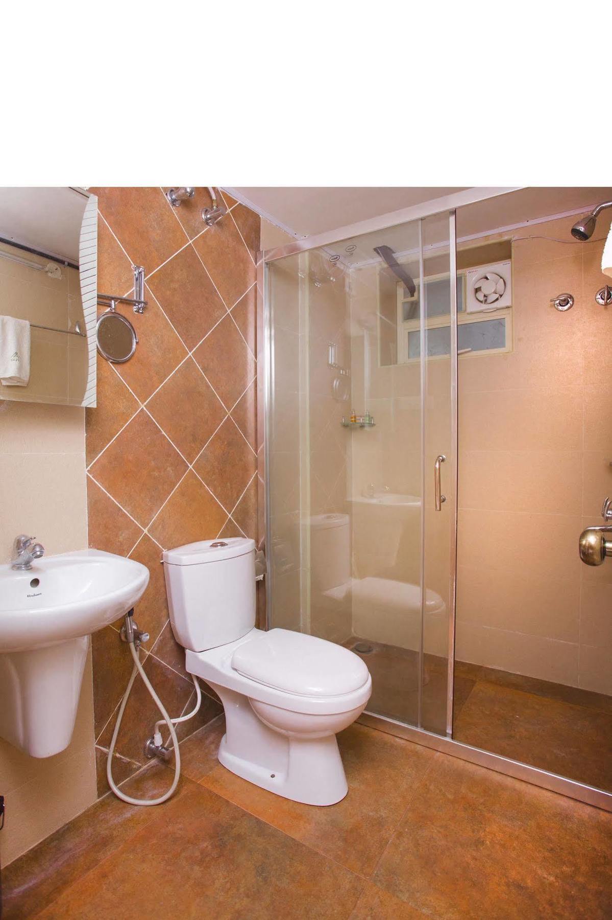 Atlas Airport Hotel Apartment Nedumbassery Exteriör bild