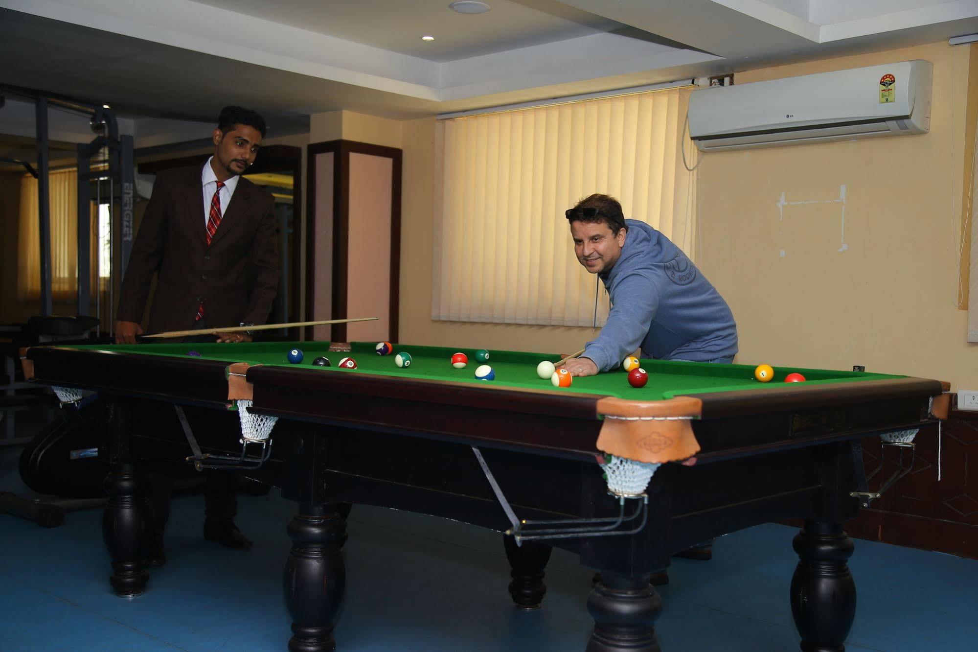 Atlas Airport Hotel Apartment Nedumbassery Exteriör bild