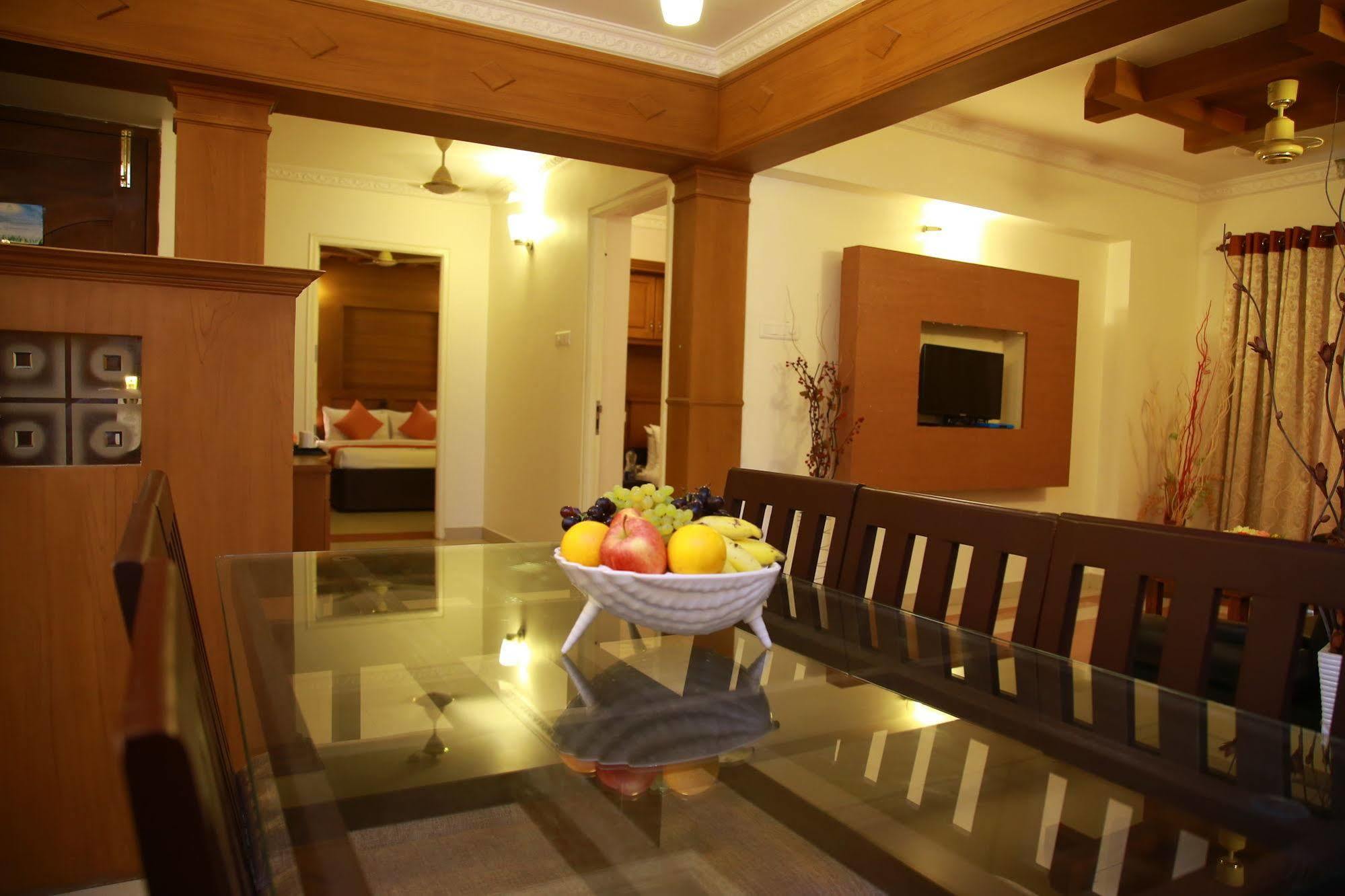Atlas Airport Hotel Apartment Nedumbassery Exteriör bild